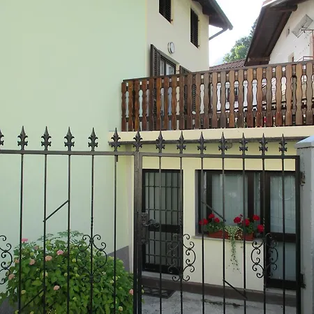 Studio Brnat Apartment *