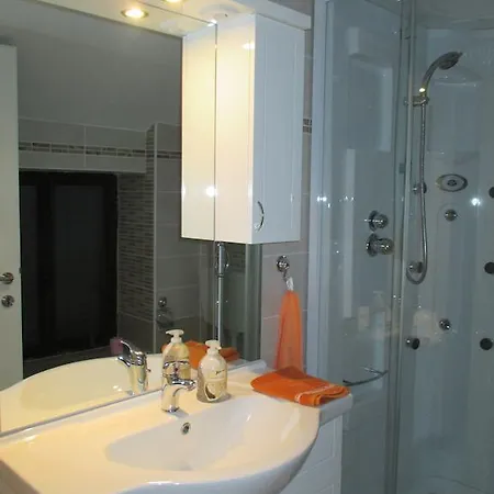 Apartment Studio Brnat *